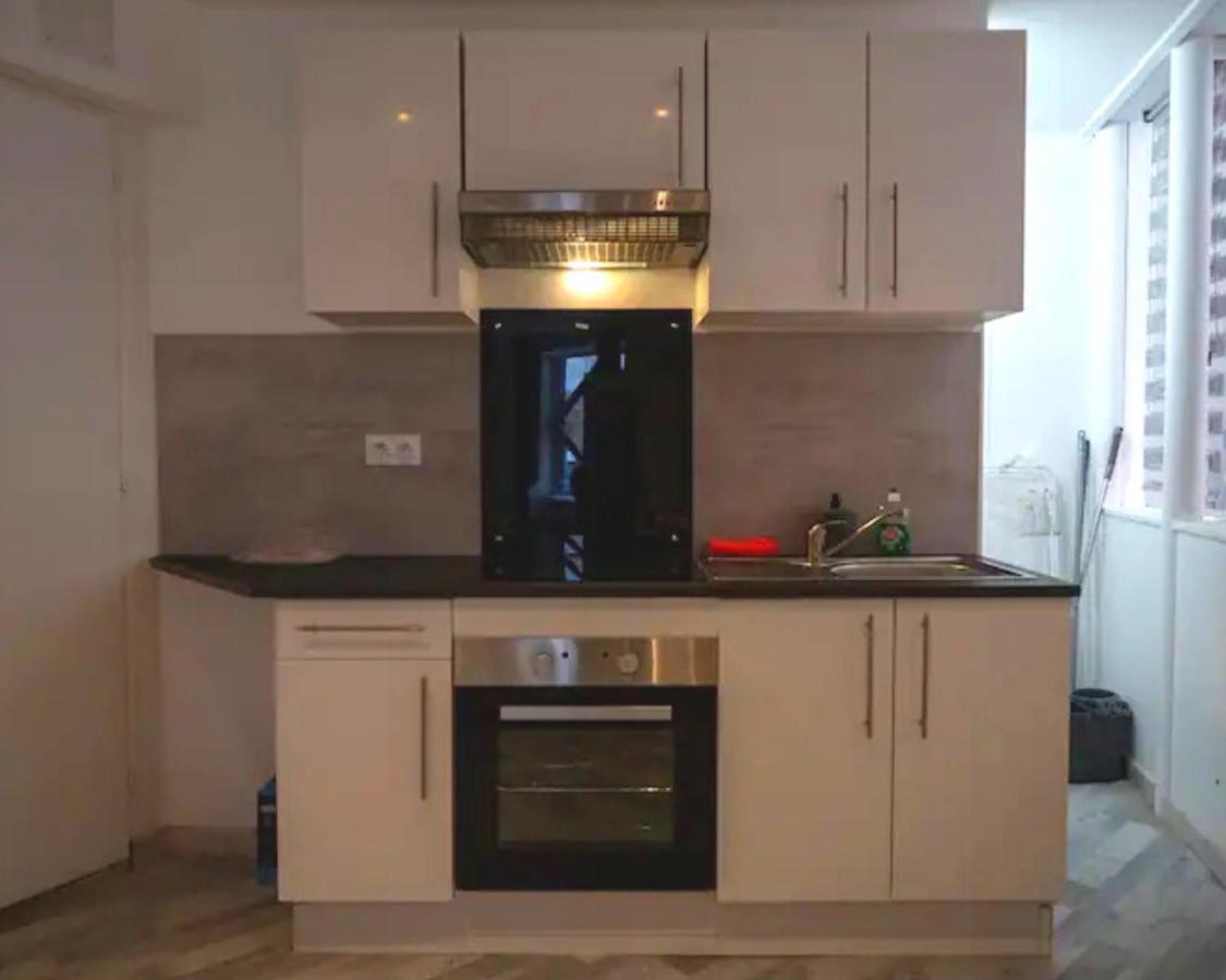 Plein Centre Ville ,Parking , Tout Equipe ,Confort Клермон-Ферран Екстер'єр фото